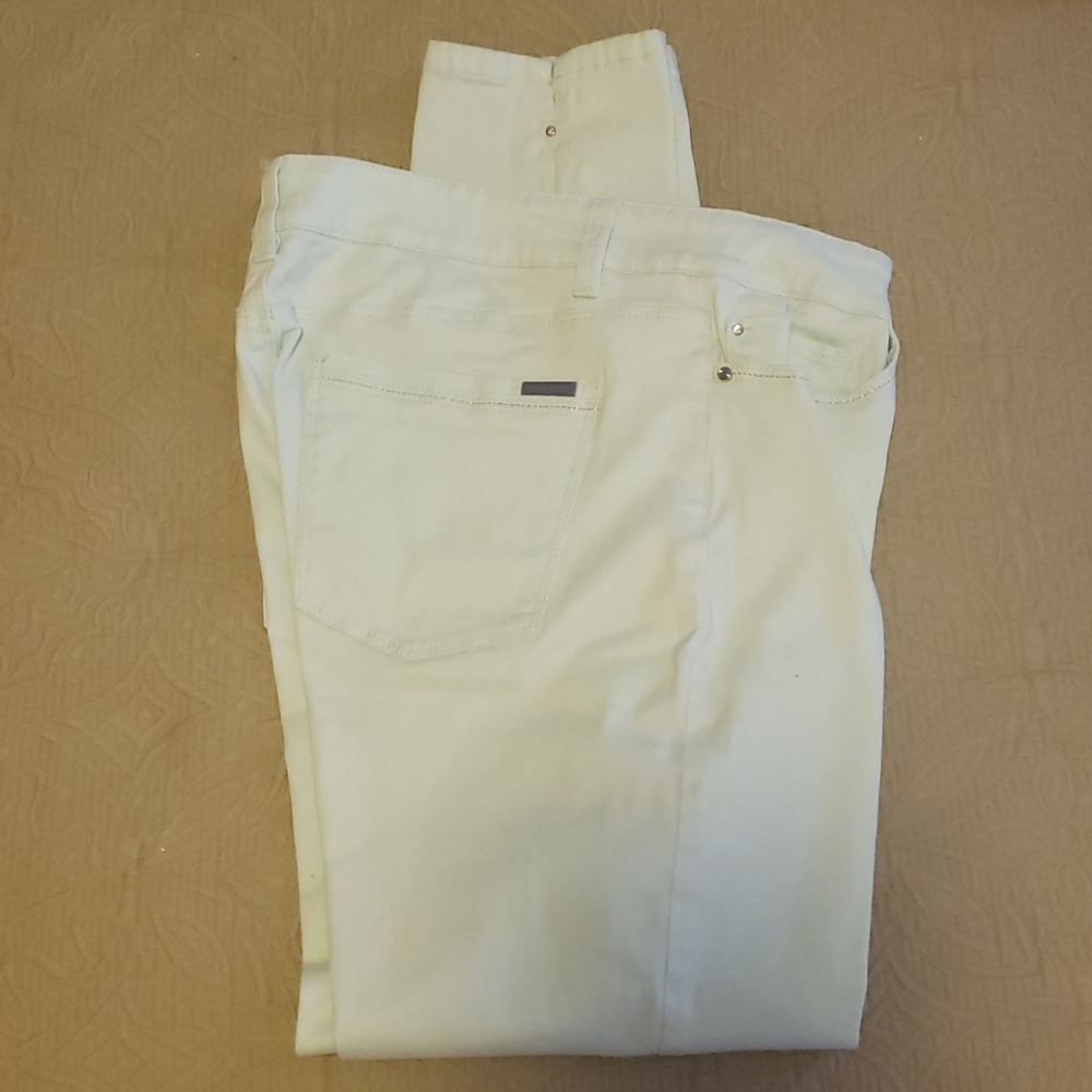 Mint ankle jeans